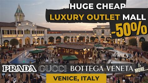 Venice outlet shopping